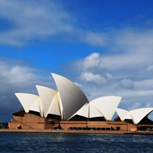 シドニーのオペラハウスです。